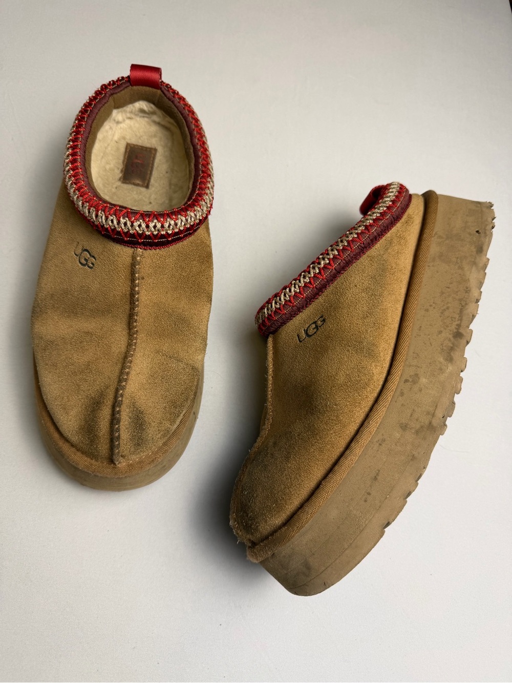 UGG Tasman II Chestnut Suede Sheepskin Braid Collar platform Slipper size 39 / 8